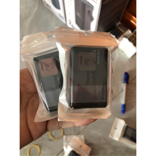 Pin 5C 3 Gân (Hoco) giảm giá khi mua số lượng lớn 