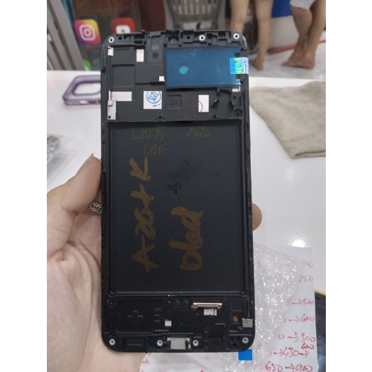 MÀN HÌNH SAMSUNG A20 - 2IC KHUNG OLED 