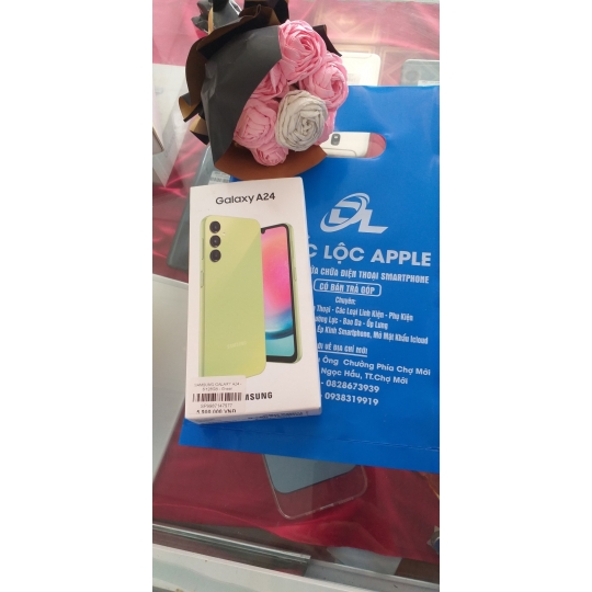 Samsung Galaxy A24 6/128GB Xanh Lá 