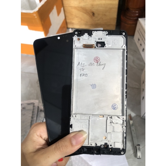 MÀN HÌNH SAMSUNG A31 - 2IC KHUNG OLED 