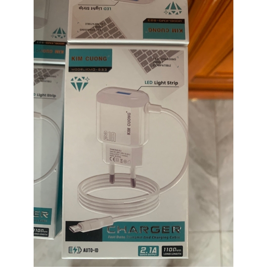 Sạc Kim Cương 823 ( giảm giá khi mua số lượng lớn )