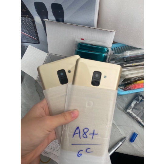 Lưng+KC SS A8Plus Vàng ( giảm giá khi mua số lượng lớn )